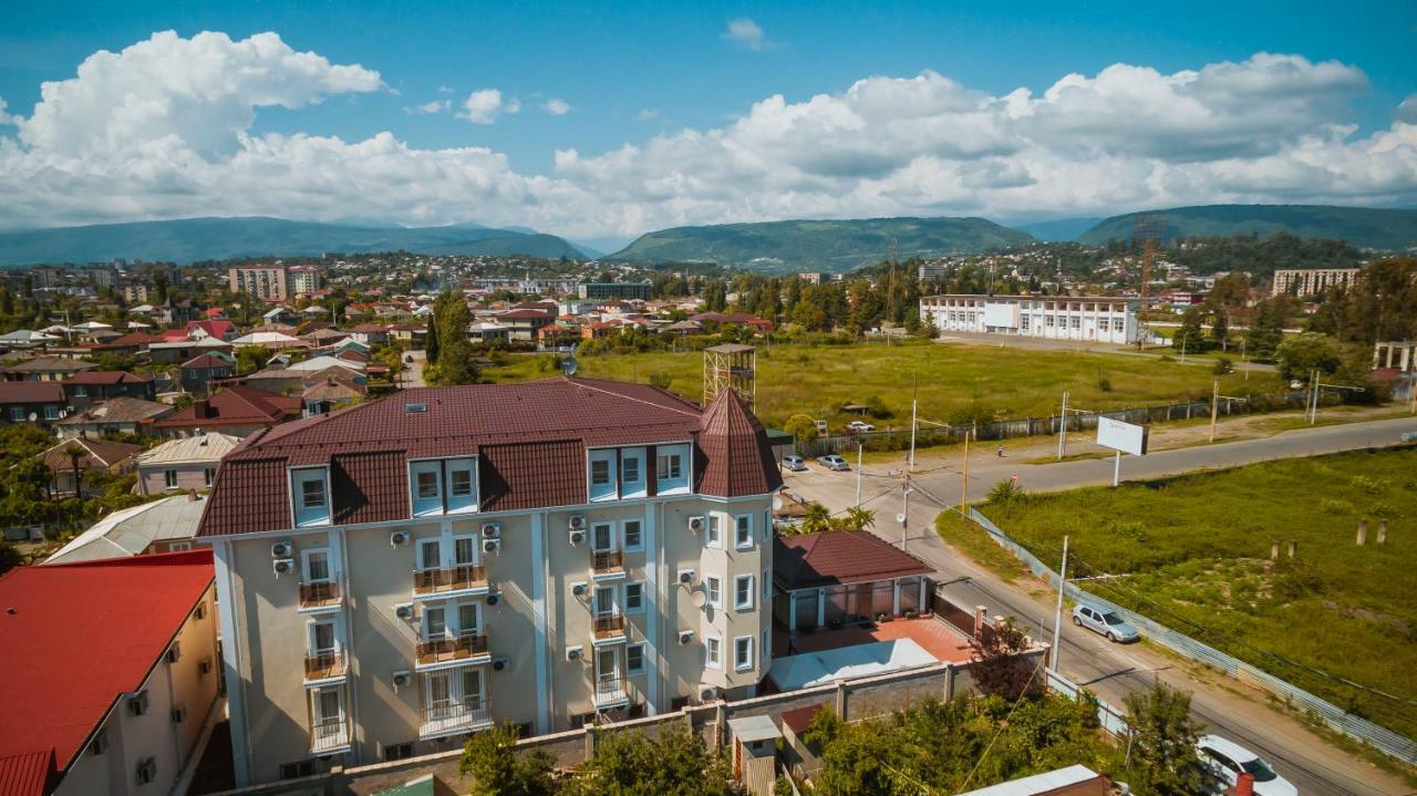 Hotel Samson Sukhumi Bagian luar foto